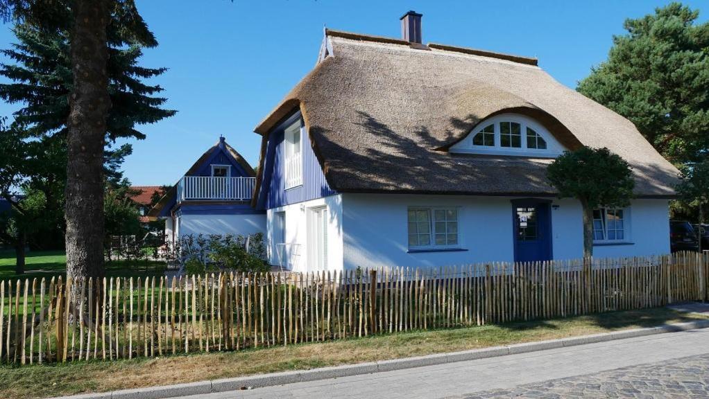 Kapitaenshaus Kammer Борн Экстерьер фото